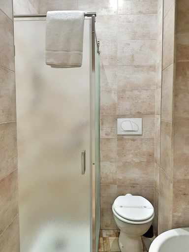 Bathroom 4, B&B Gisira, Catania