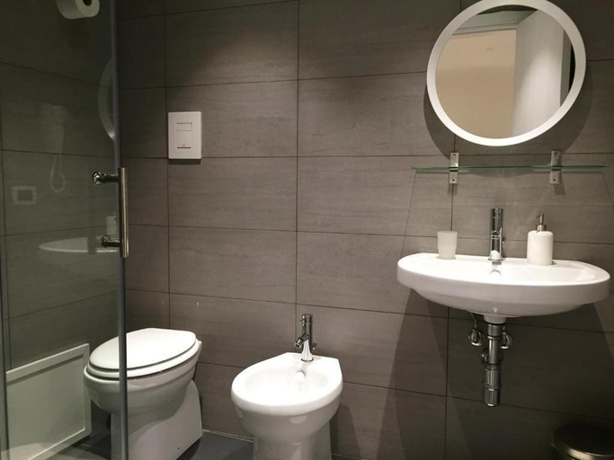 Bathroom 5, Zero room & breakfast, Palermo