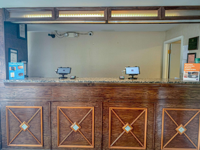 Public Area 2, Motel 6 Morgantown, WV, Monongalia