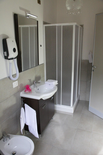Bathroom 4, La Casa In Prati, Roma