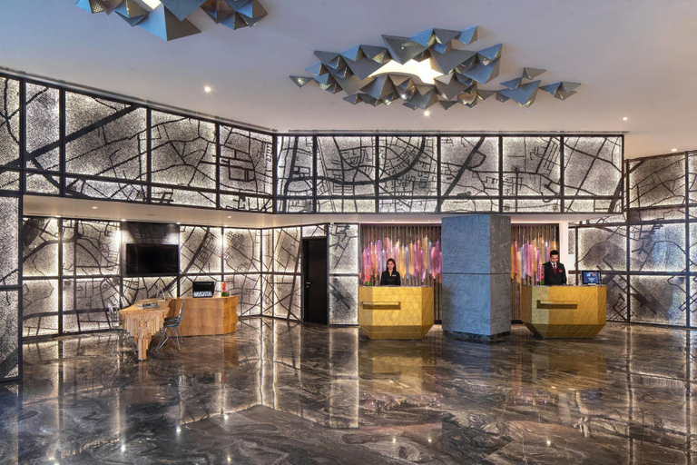 Business Facilities 5, Renaissance Ahmedabad Sg Highway, Ahmadabad