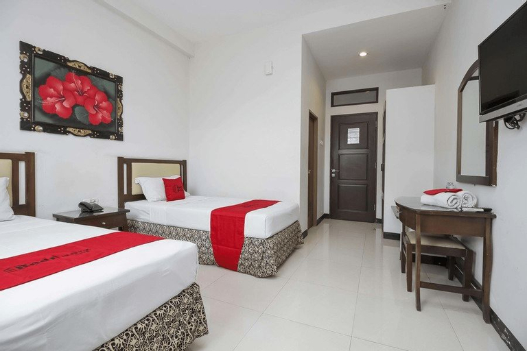 RedDoorz near Trans Studio Mall 3, Bandung