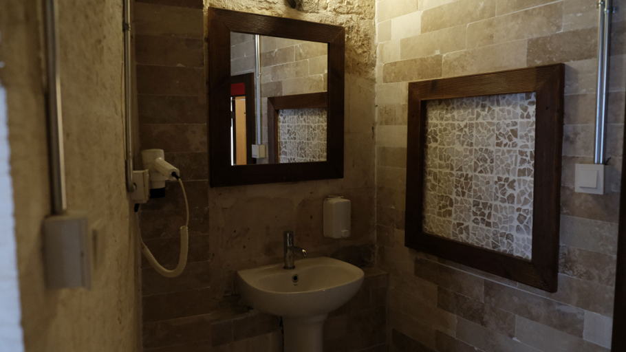 Bathroom 4, Zeynep Hanim Konagi, Şehitkamil