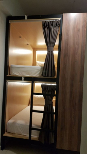 Bedroom 4, 1000 Miles Hotel, Kuala Lumpur
