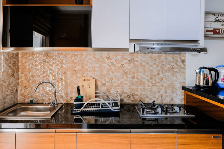 Others 4, Elegant 1BR at Green Lake View Apartment By Travelio, Tangerang Selatan