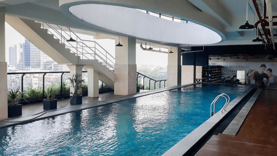 Sport & Beauty, Modern Living 1BR @Atlanta Residences Apartment With City View By Travelio, Depok