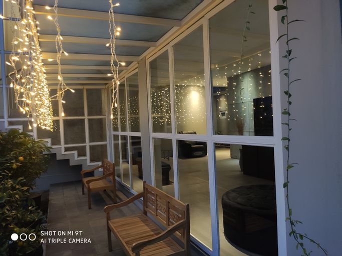 Zoe Guest House, Bandung