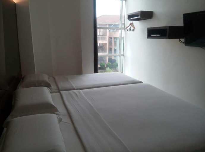 Bedroom 4, Dream Hotel, Klang