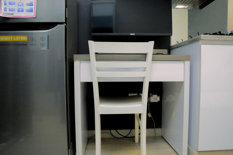 Others 5, Modern and Full Parquette @ Studio Springlake Summarecon Apartment By Travelio, Bekasi