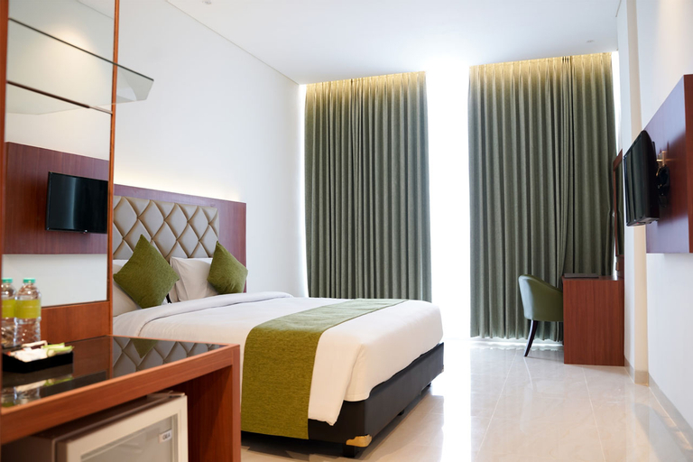 Bedroom 4, Luxury Inn Arion Hotel, Jakarta Timur