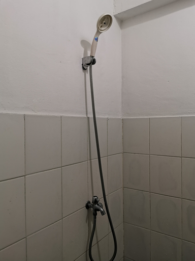 Bathroom 4, Apartemen Cibubur Village by ARSAKHA PROPERTY, East Jakarta