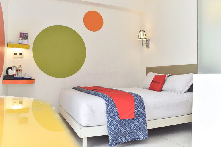 Bedroom 1, RedDoorz Plus near Alun Alun Malang, Malang