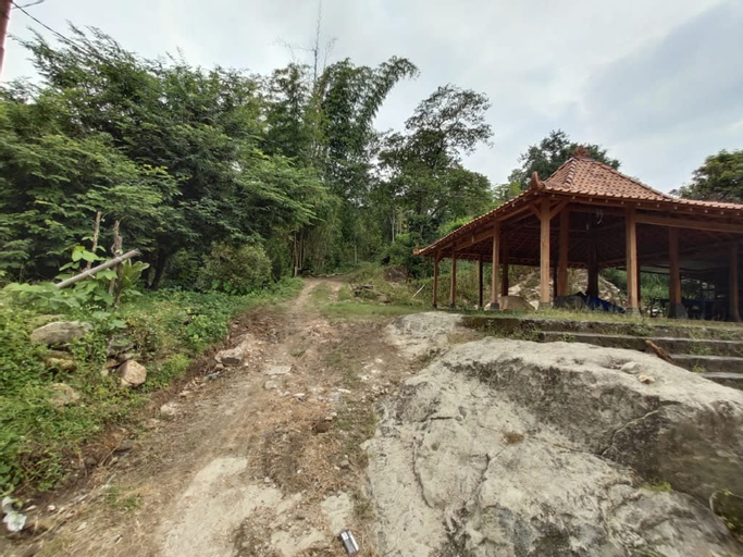 Watu Wayang Camp & Tracking, Bantul