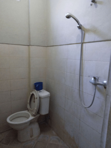 Bathroom 14