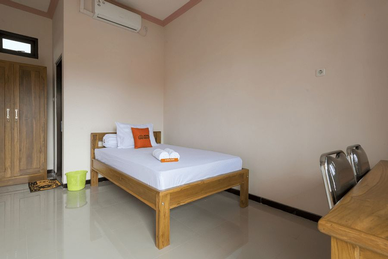 Bedroom 3, KoolKost Syariah near UPN Veteran, Surabaya