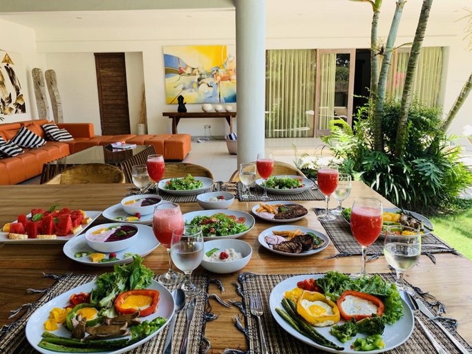 Food & Drinks 3, Villa Anema Umalas, Badung