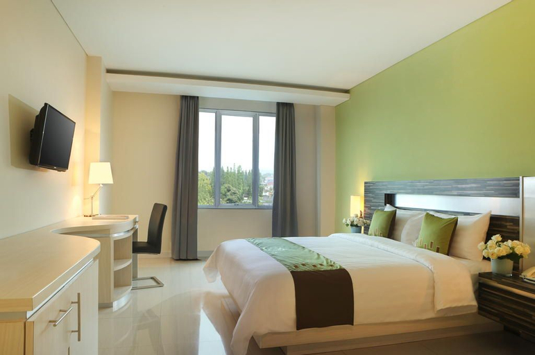Bedroom 4, Patra Bandung Hotel, Bandung