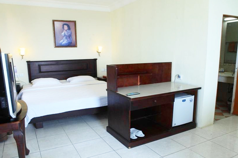 Bedroom 5, Pia Hotel Pandan Beach Resort, Central Tapanuli