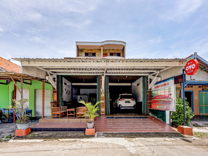 Exterior & Views 2, OYO 90051 Guest House Parangtritis, Bantul