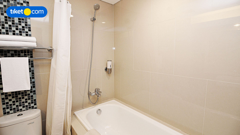 Bedroom 24