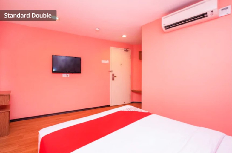 Bedroom 3, OYO 504 Hotel Aromas Kulai, Kulaijaya