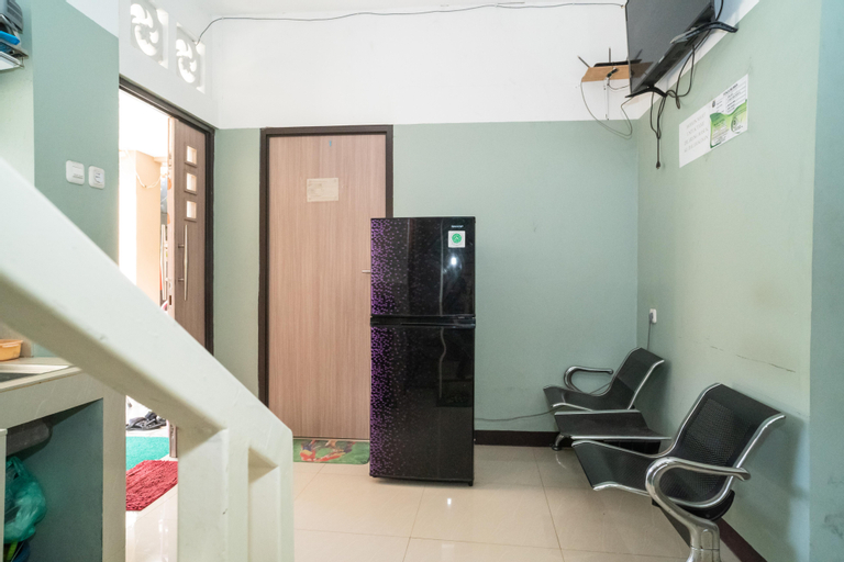 KoolKost near Lokasari Square (Minimum Say 6 Nights), West Jakarta