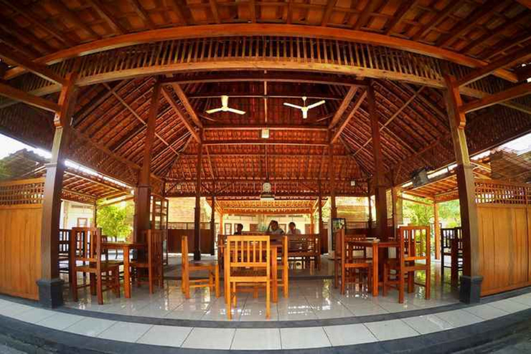 Grand Cepu Hotel, Blora