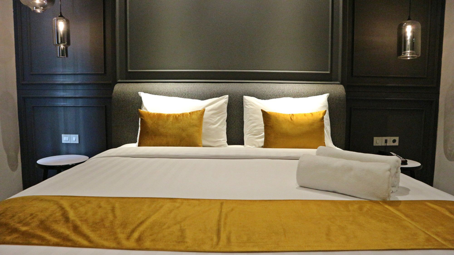 Hotel Shalva Jakarta - Tap to explore photos