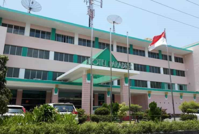 Paradise Hotel Karimun, Karimun