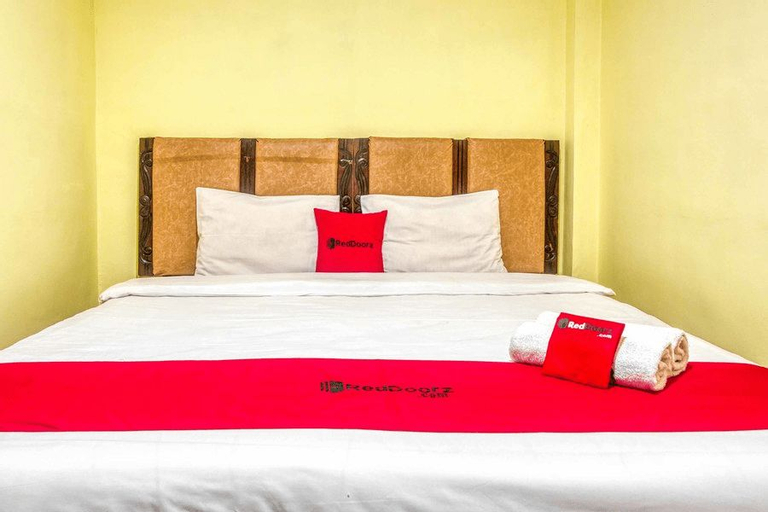 RedDoorz @ Jalan Kapten Muslim Medan, Medan