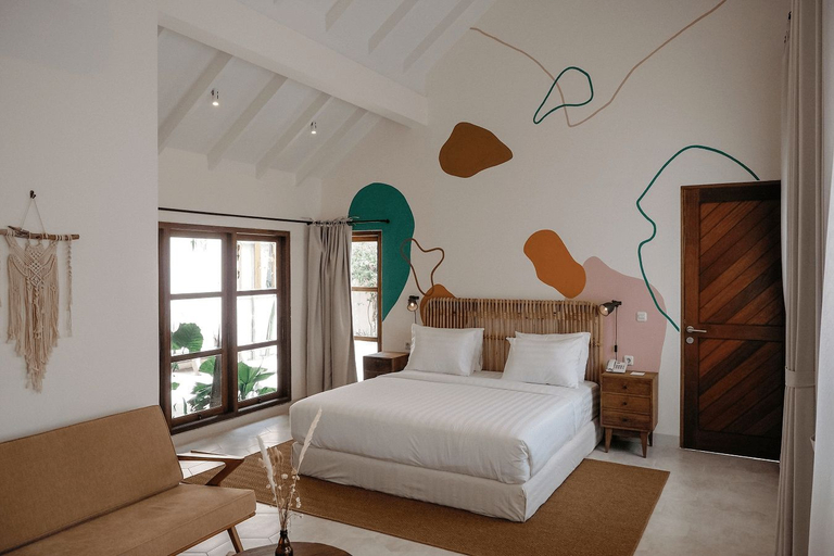 Happy Together By Villa Kresna Room Type - Happy Together Pool View Suite