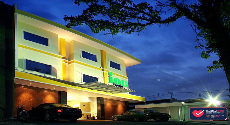 Ion Hotel Padang, Padang
