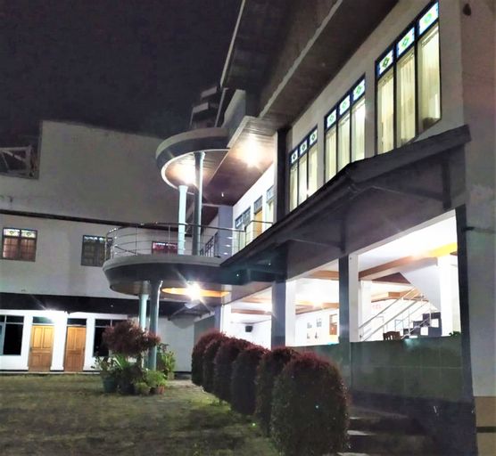 Public Area 1, Abang Hotel Ciwidey, Bandung