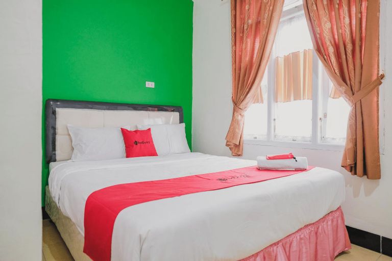 RedDoorz Syariah near Kebun Raya Liwa, West Lampung