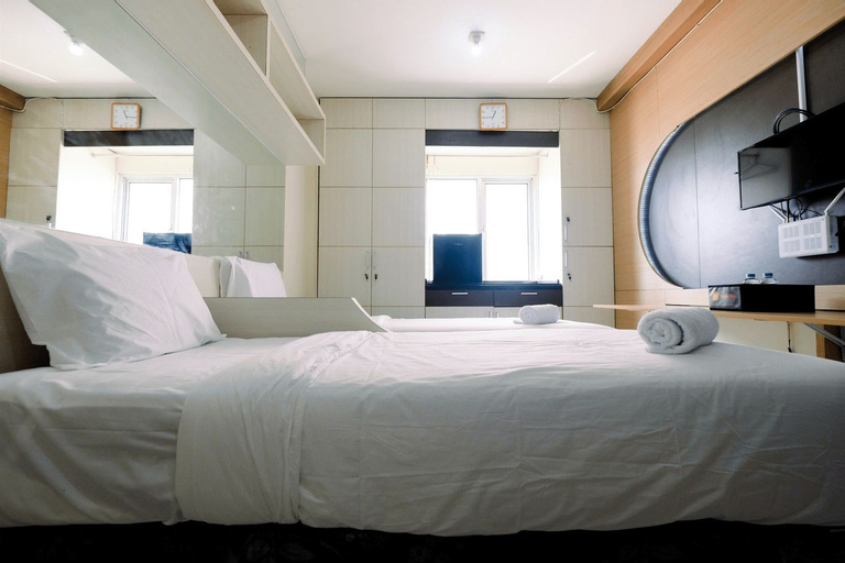 East Park Studio Apartment with Twin Beds By Travelio, East Jakarta