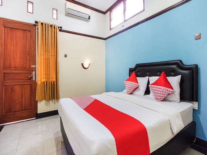 OYO 3892 Athaya Guesthouse Syariah, Yogyakarta