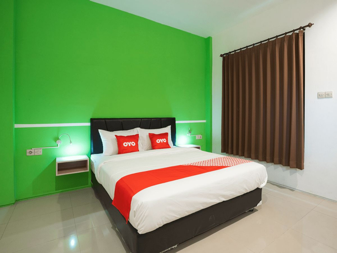 OYO Flagship 1575 Urban 18, Surabaya