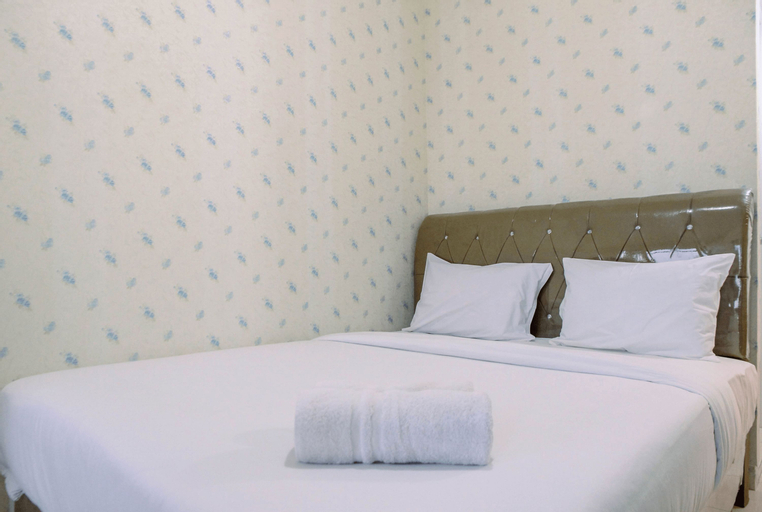 Bedroom 2, Modern Furnished Studio at Springlake Summarecon Bekasi Apartment By Travelio, Bekasi
