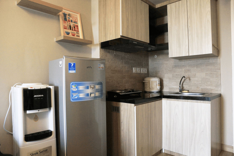 Others 3, Deluxe and Comfortable 2BR The Springlake Summarecon Apartment By Travelio, Bekasi