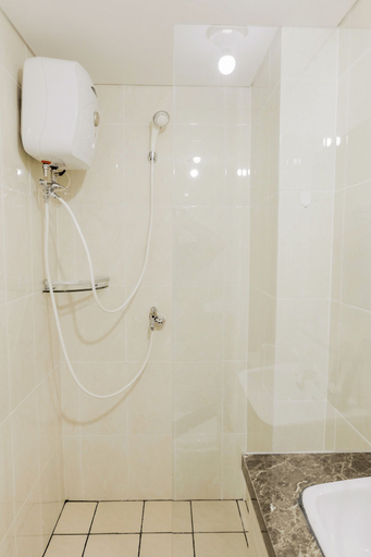 Bathroom 5, Fully Parquette City View Studio Apartment @ M-Town Residence By Travelio, Tangerang