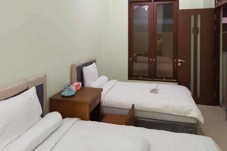 Pancuran Mas Guest House, Malang