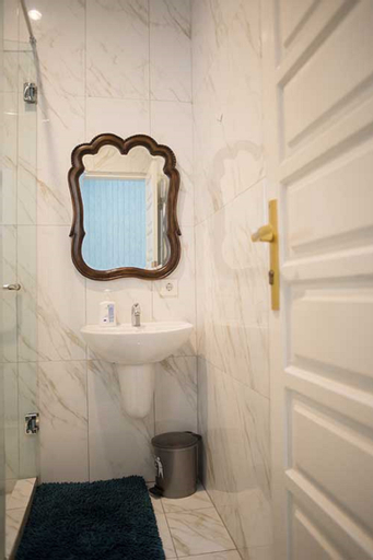 Bedroom 5, Nonie's Huis Guest House, Medan