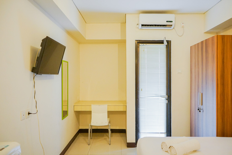 Bedroom 2, Cozy Stay @ Studio 19 Avenue Apartment By Travelio, Tangerang