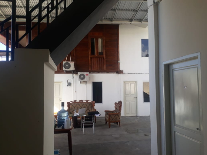 Others 4, RedDoorz @ Wanea Area Manado, Manado