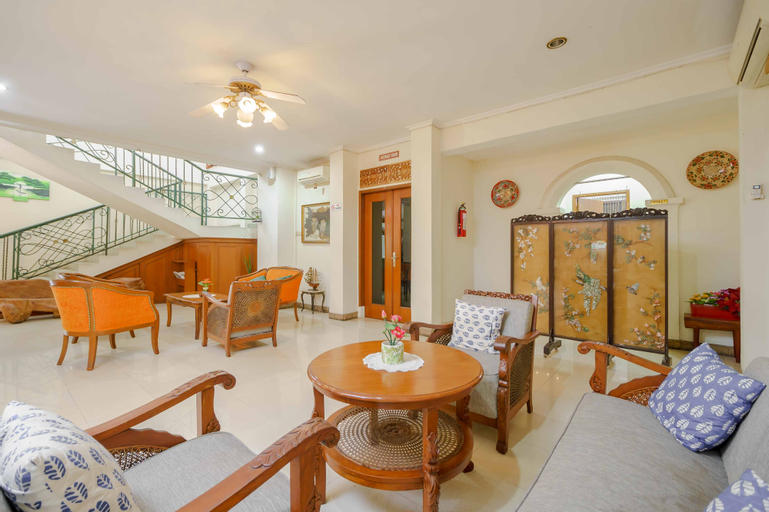 RedDoorz Plus near Kemang Raya, Jakarta Selatan