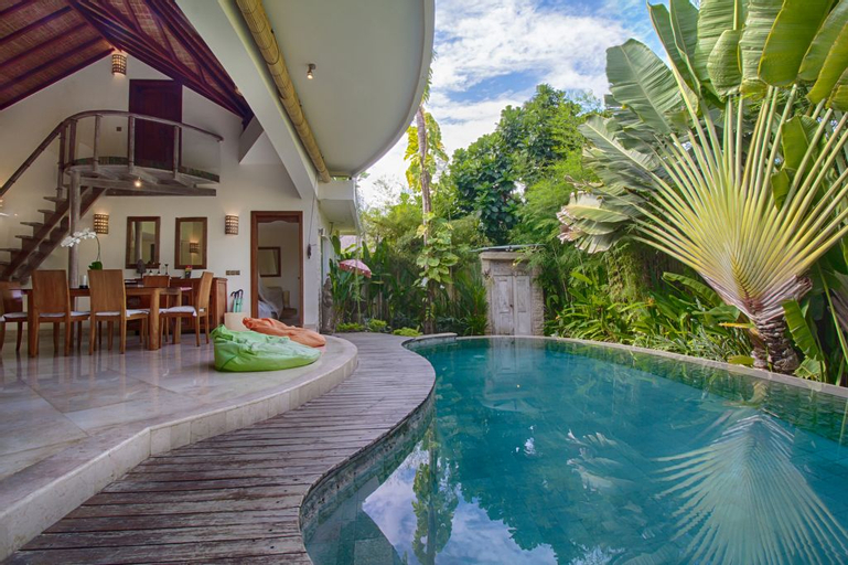 Swimming Pool 1