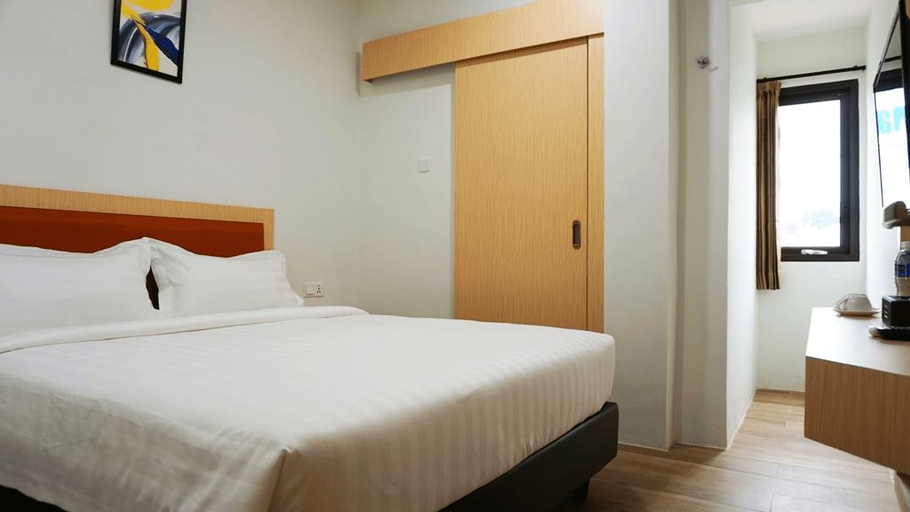 Bedroom 3, Sovrano Hotel Batam (FKA Parkside Sovrano Hotel), Batam