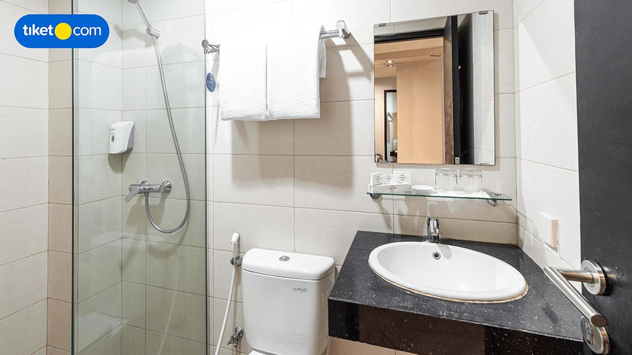 Bathroom 8