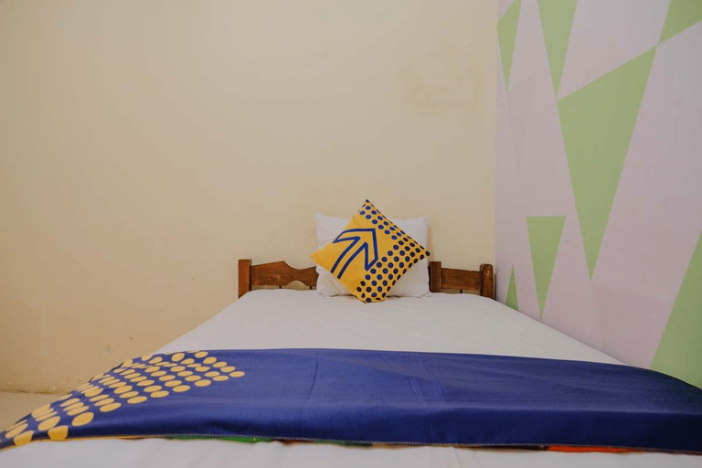 SPOT ON 2368 Dahlia Homestay Family Residence, Malang