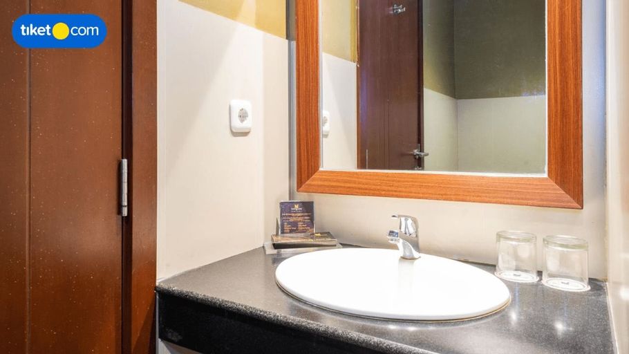 Bathroom 4